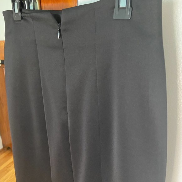New York & Company Stretch High-Waisted Pencil Skirt in Black [10] - Picture 6 of 7